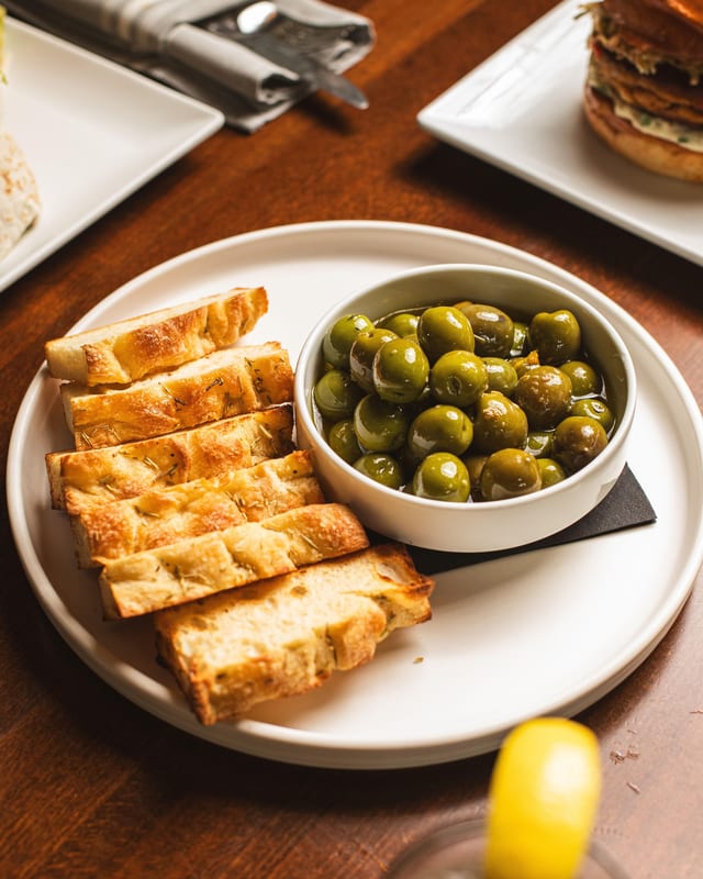 Olives & Focaccia.