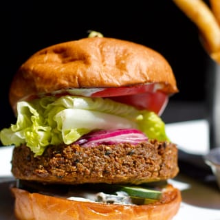 Falafel Burger